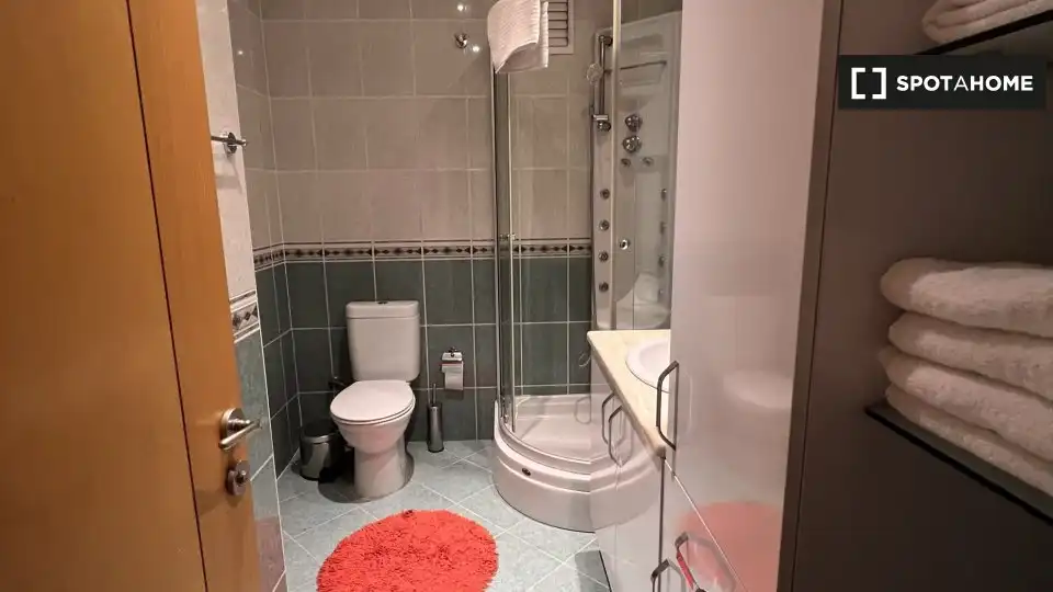 Bany de Apartament per a compartir en Osorno la Mayor amb Aire condicionat, Terrassa i Moblat