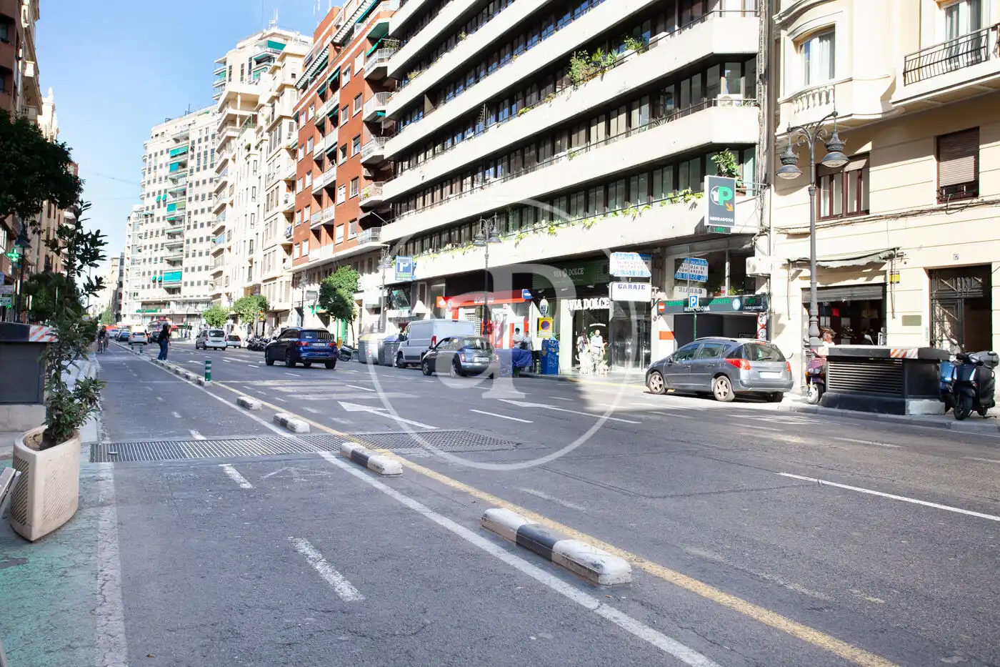 Außenansicht von Wohnung zum Verkauf in Valencia mit Klimaanlage, Heizung und Terrasse