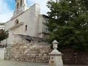 Vista exterior de Pis en venda en Burgos amb Calefacció, Terrassa i Traster