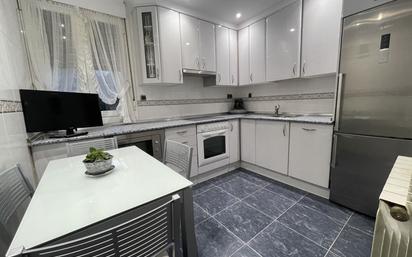Kitchen of Flat for sale in Legazpi  with Balcony