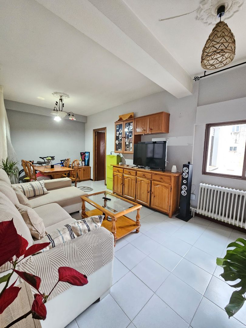 Sala de estar de Piso en venta en Talavera de la Reina con Aire acondicionado, Calefacción y Amueblado