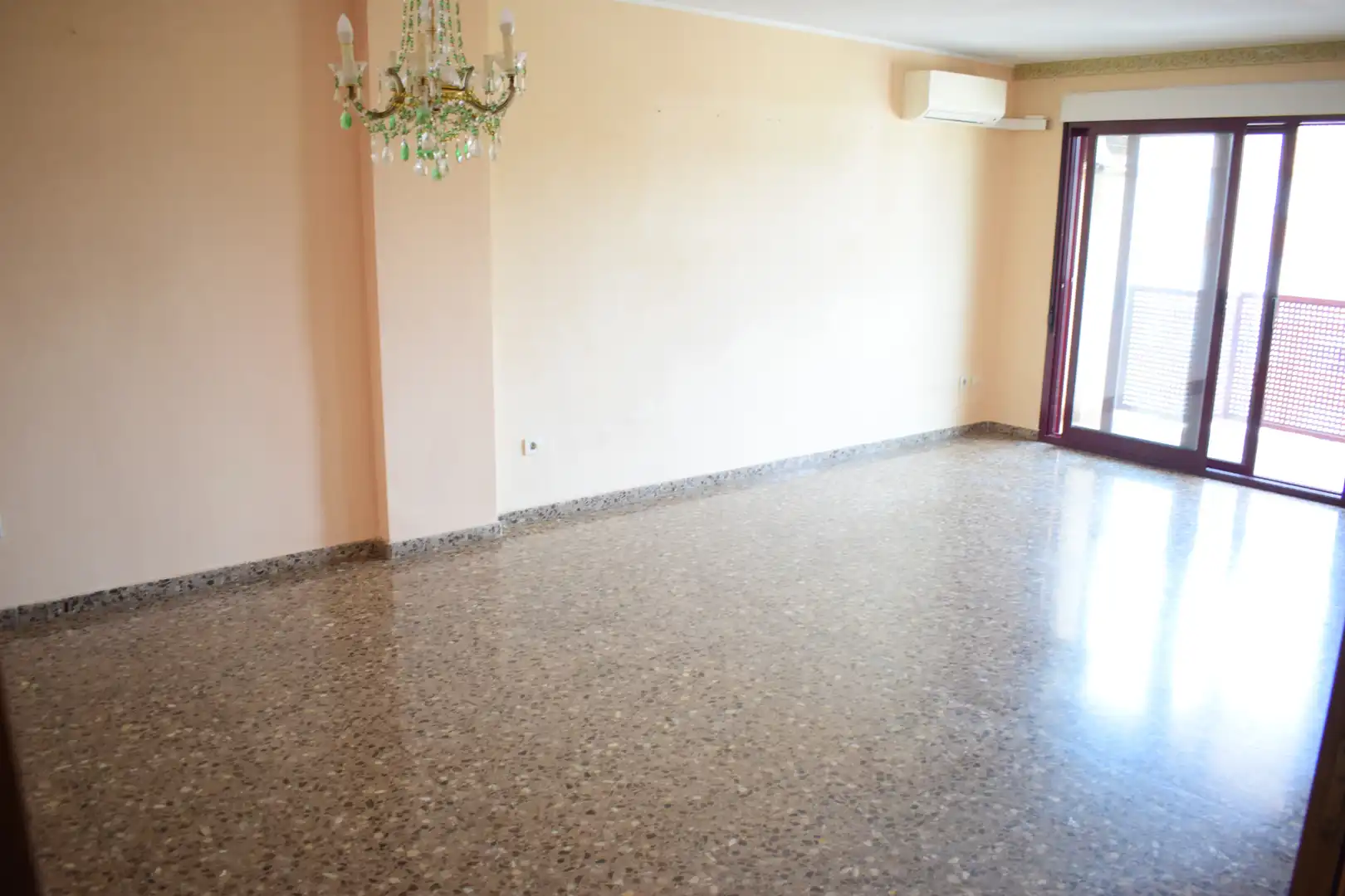Ático con terraza en venta en Carrer de la Vall d'Uixó, imagen 3