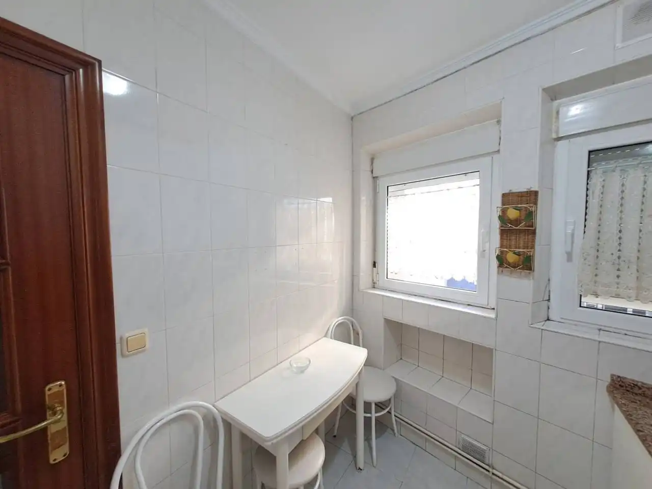 Cocina de Piso en venta en Burgos con Calefacción y Parquet