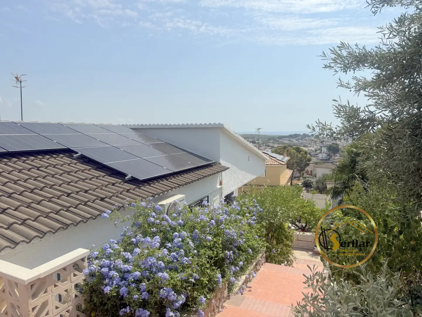 Außenansicht von Haus oder Chalet zum Verkauf in Calafell mit Klimaanlage, Heizung und Privatgarten