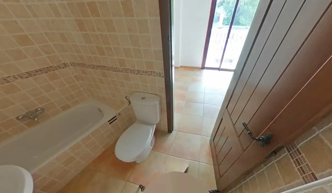 Badezimmer von Wohnung zum Verkauf in Paterna del Río