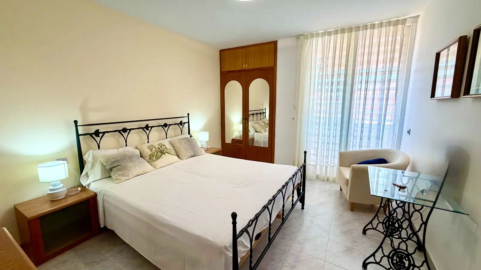 Bedroom of Flat for sale in El Vendrell  with Air Conditioner, Heating and Terrace