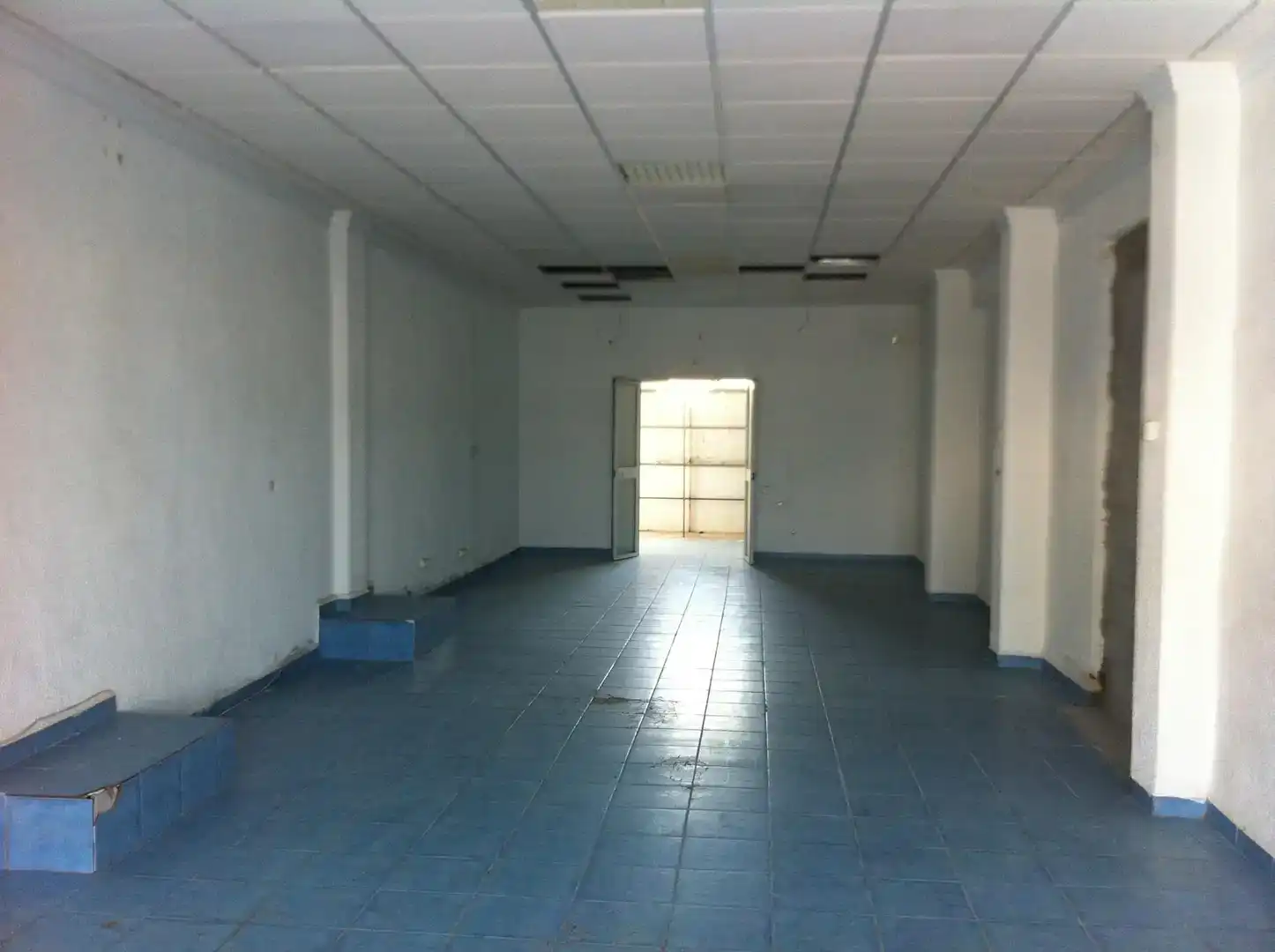 Nave industrial en venta en Nerja