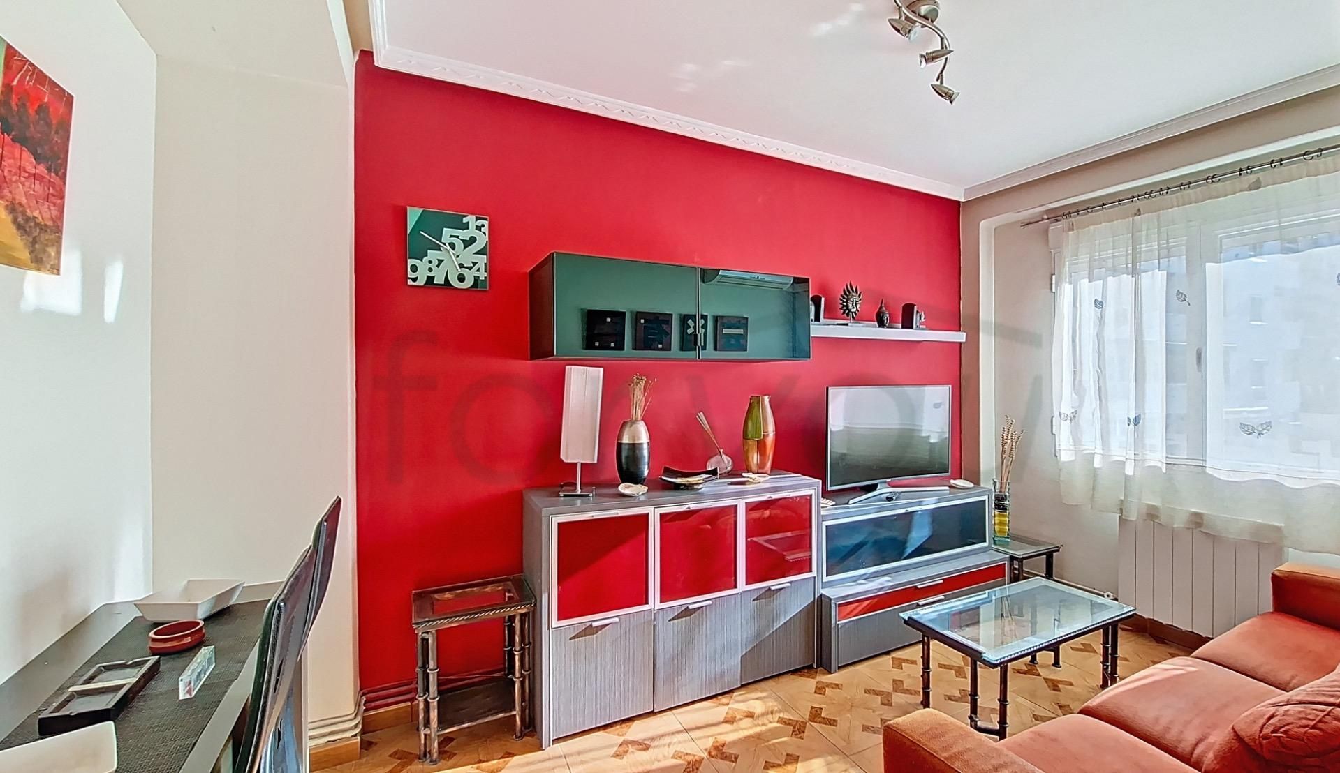 Living room of Flat for sale in  Zaragoza Capital  with Air Conditioner, Heating and Terrace