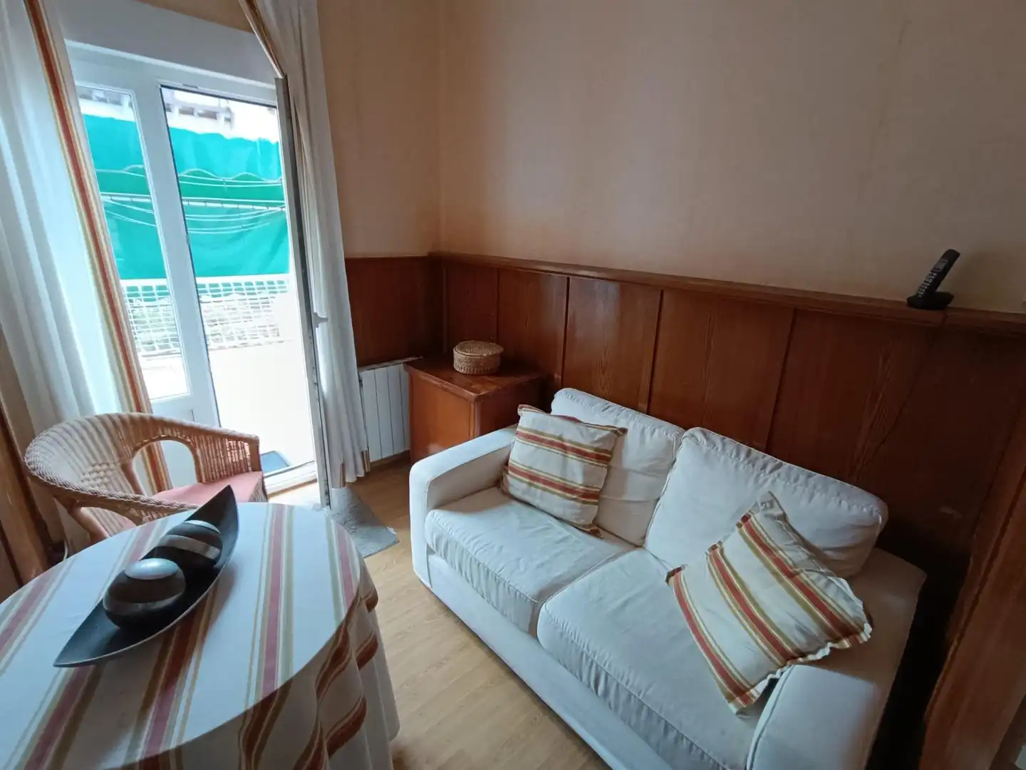 Sala de estar de Piso en venta en Torrelavega  con Terraza y Amueblado