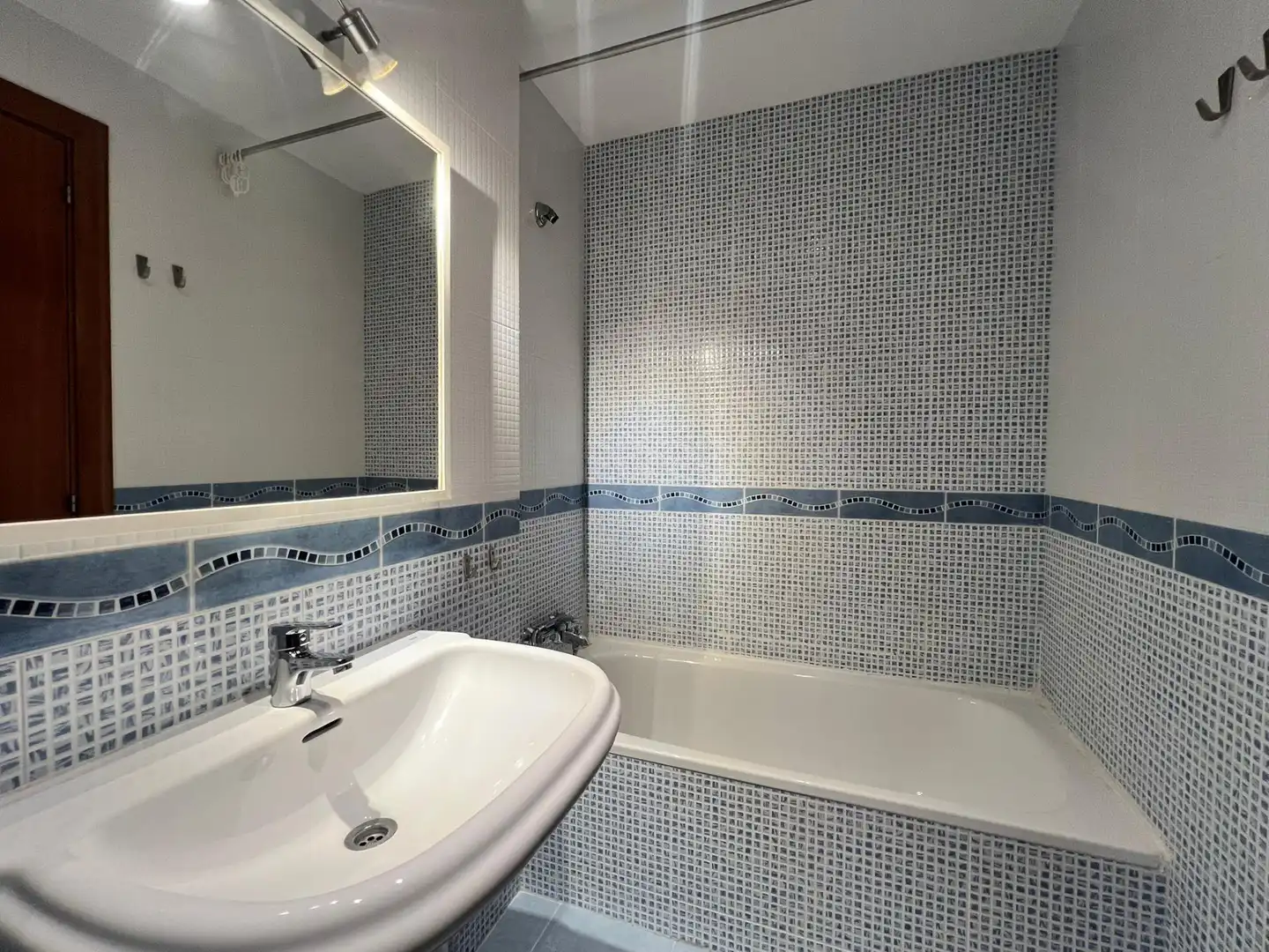 Baño de Piso en venta en Reus con Aire acondicionado, Calefacción y Balcón