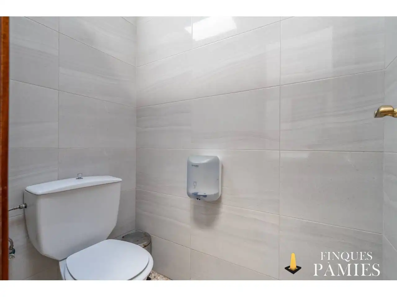 Bany de Casa o xalet en venda en Alforja amb Aire condicionat, Jardí privat i Terrassa