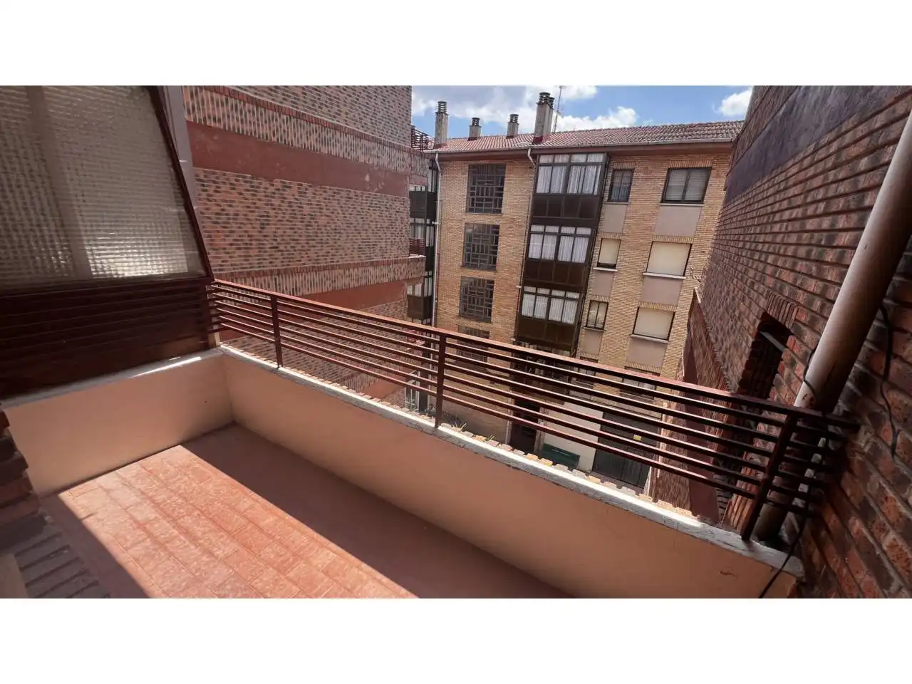 Terrasse von Wohnung zum Verkauf in Espinosa de los Monteros mit Balkon