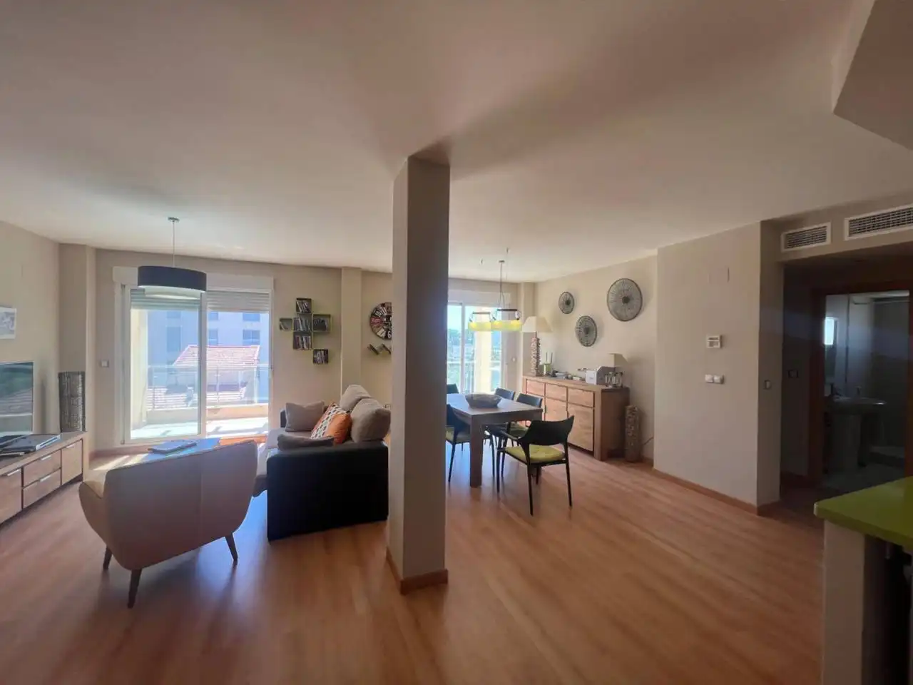 Living room of Attic for sale in El Campello  with Air Conditioner, Terrace and Furnished
