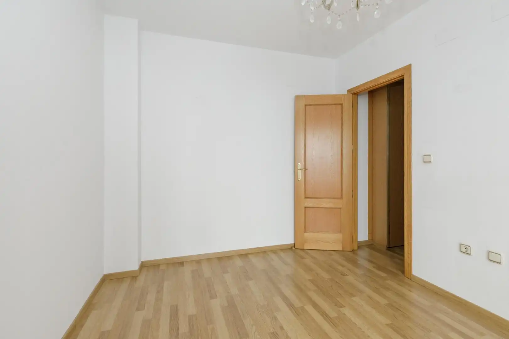 Bedroom of Flat for sale in Armilla  with Air Conditioner, Heating and Storage room