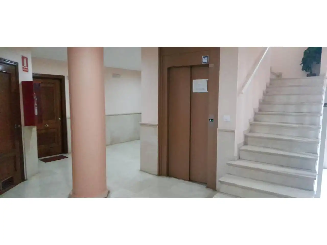 Piso de alquiler en Sevilla con Aire acondicionado, Balcón y Piscina comunitaria
