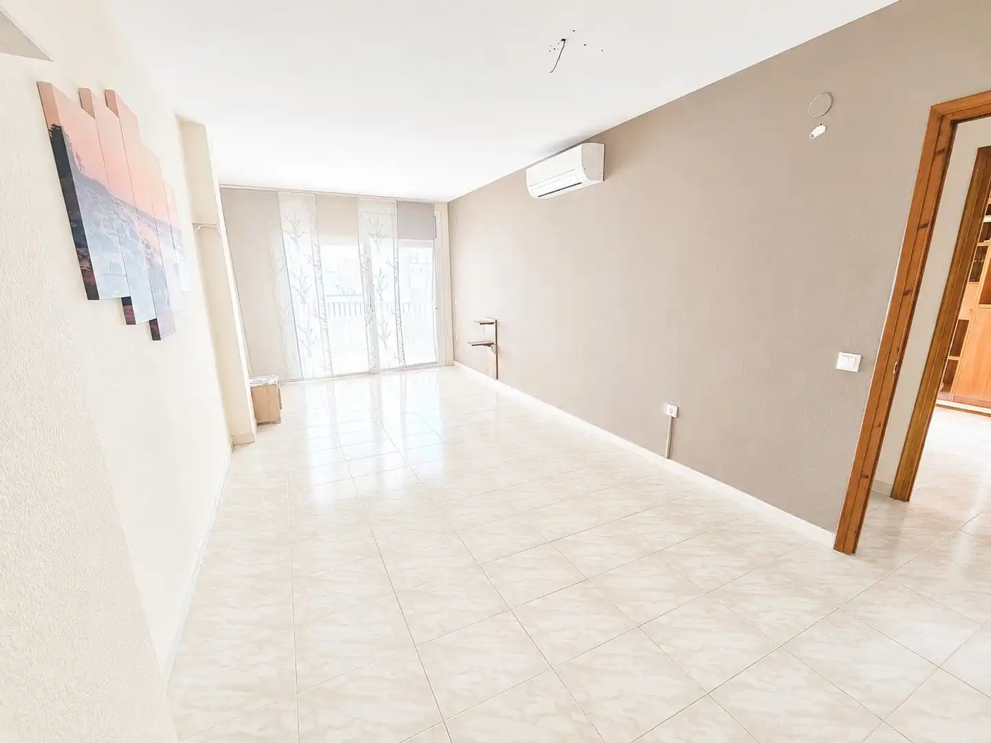 Sala de estar de Piso en venta en El Vendrell con Aire acondicionado, Calefacción y Terraza