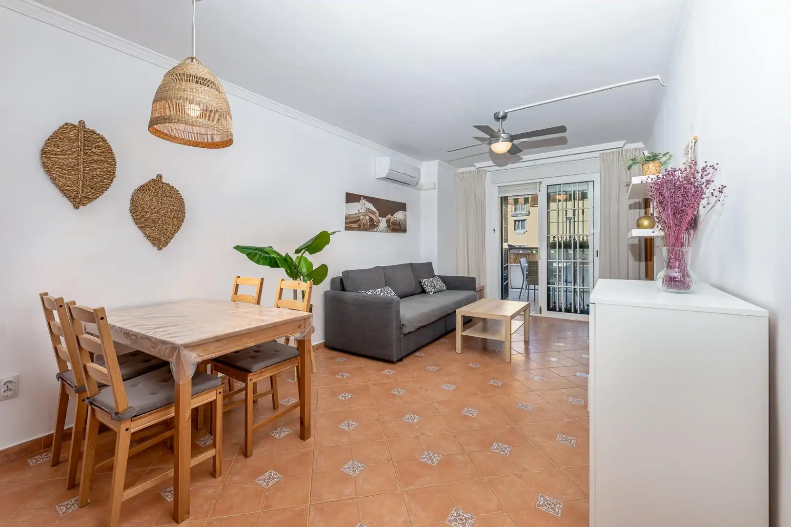 Apartament amb piscina en venda a Calle ALMUÑECAR, imagen 7