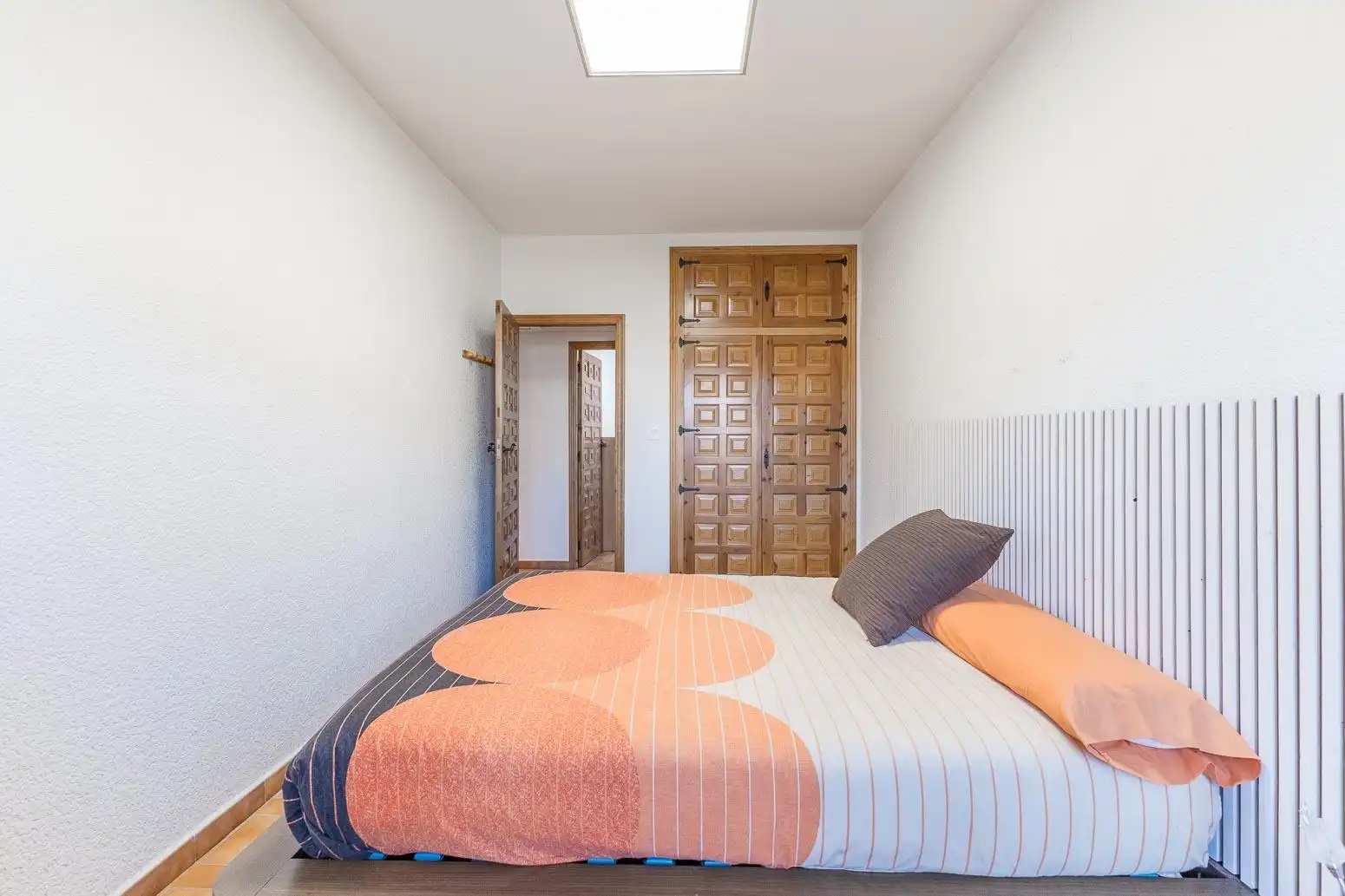Habitación de Casa o chalet en venta en La Pobla de Vallbona con Aire acondicionado, Calefacción y Jardín privado
