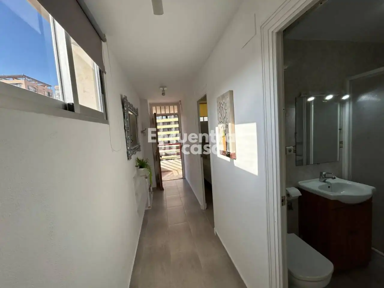 Flat with terrace for sale in Calle Londres, imagen 14