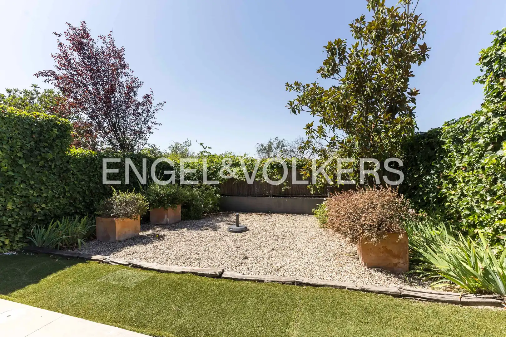 Detached homes for sale in Madrid  with Air Conditioner, Heating and Private garden