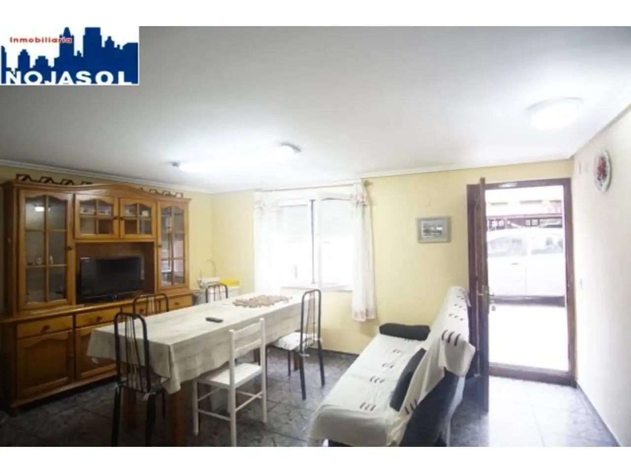 Casa amb jardí en venda a Calle HELGUERAS, imagen 5