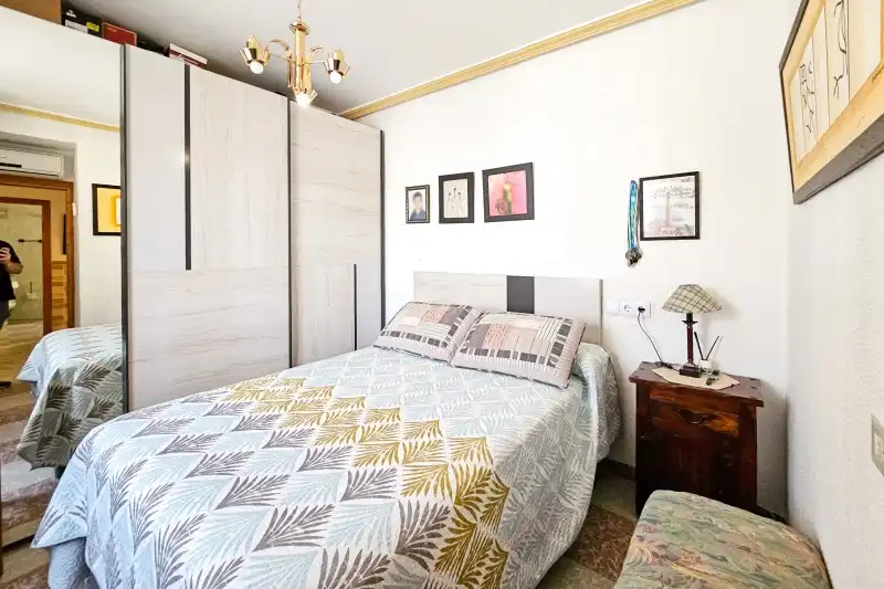 Bedroom of Houses for sale in Úbeda  with Air Conditioner, Terrace and Storage room