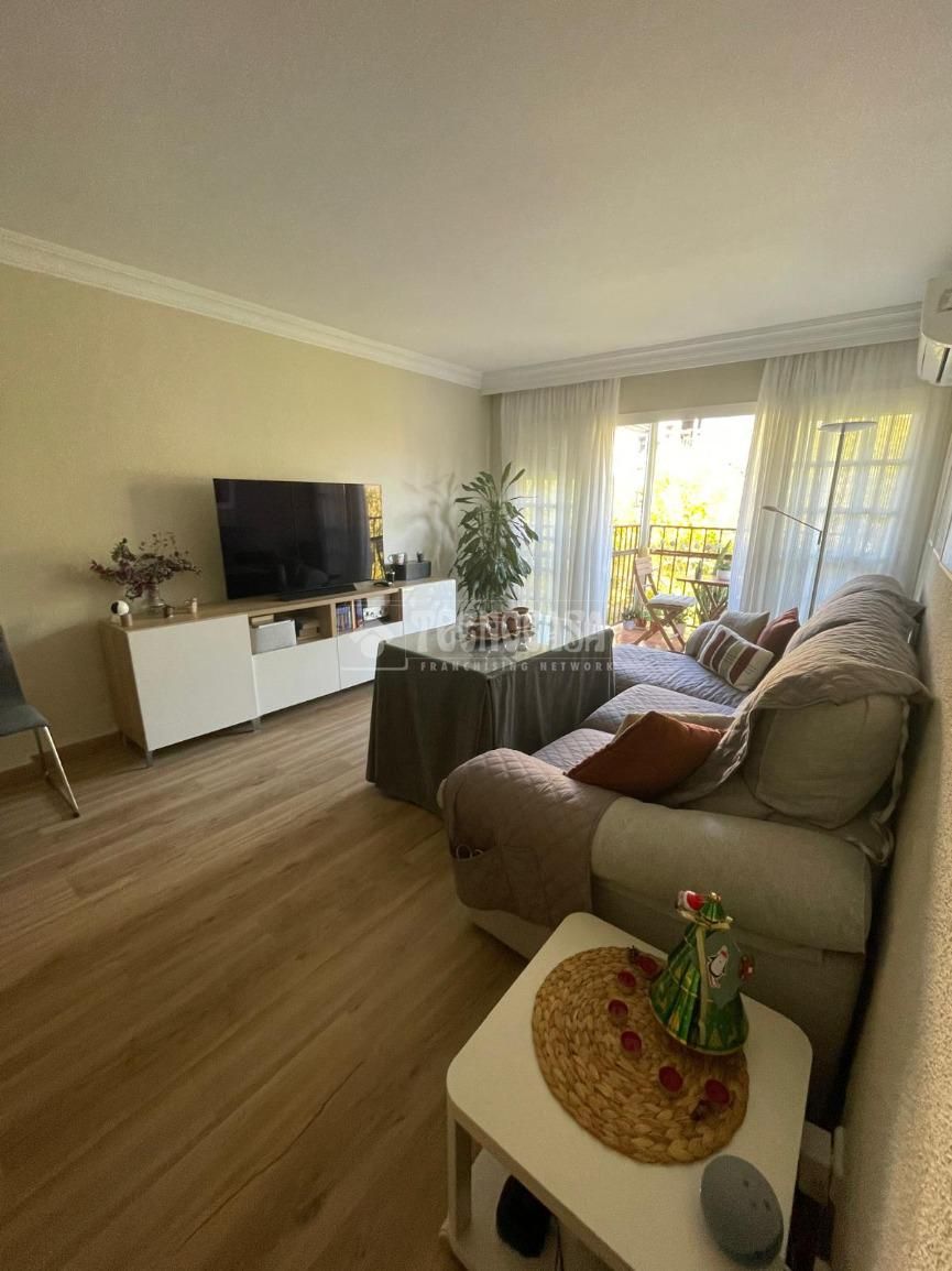 Living room of Flat for sale in Alcalá de Guadaira  with Air Conditioner and Balcony