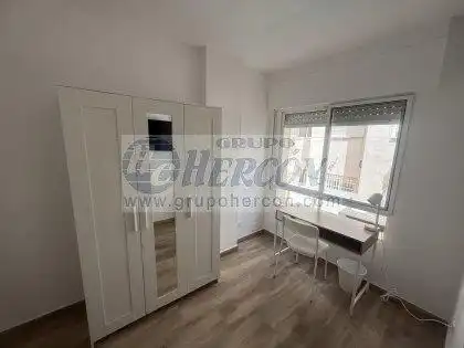 Bedroom of Flat for share in Cartagena