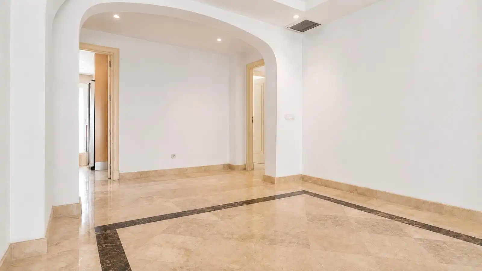 Apartament amb piscina en venda a Milla de Oro, imagen 5