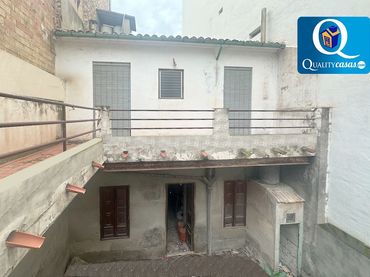 Maison avec balcon à vendre à Jijona / Xixona