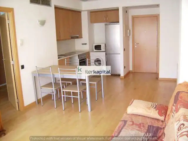 Apartment with lift for sale in Príncep de Viana - Clot - Xalets Humbert Torres