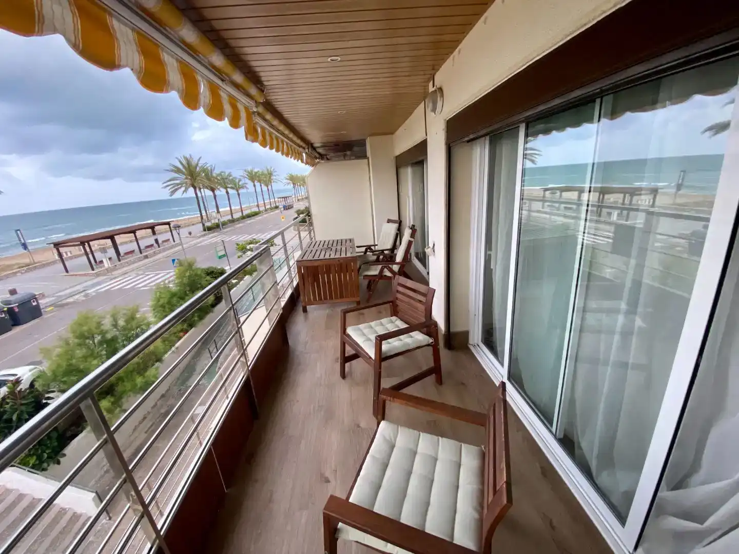 Terrasse von Wohnung zum Verkauf in Calafell mit Klimaanlage, Schwimmbad und Balkon