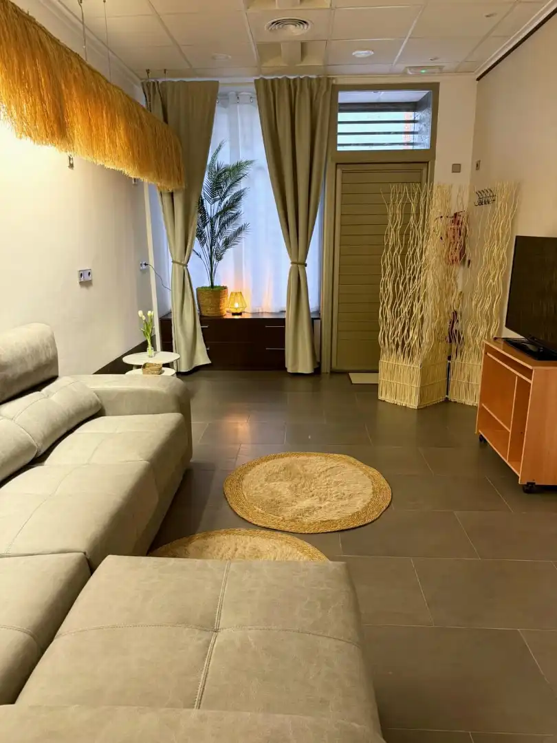 Ground floor for rent in Ador, Valencia