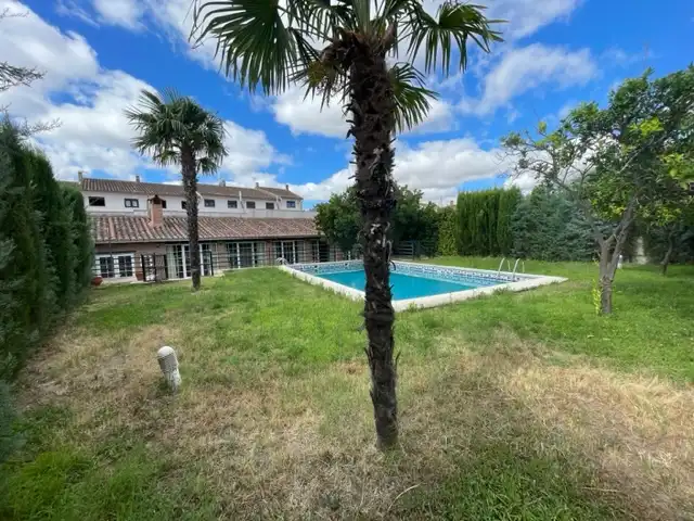 Casa o chalet en venta en Calle de la Cruz Dorada, Trujillo