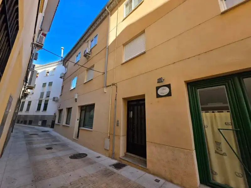Apartament amb jardí en venda a Centro Ciudad, imagen 2