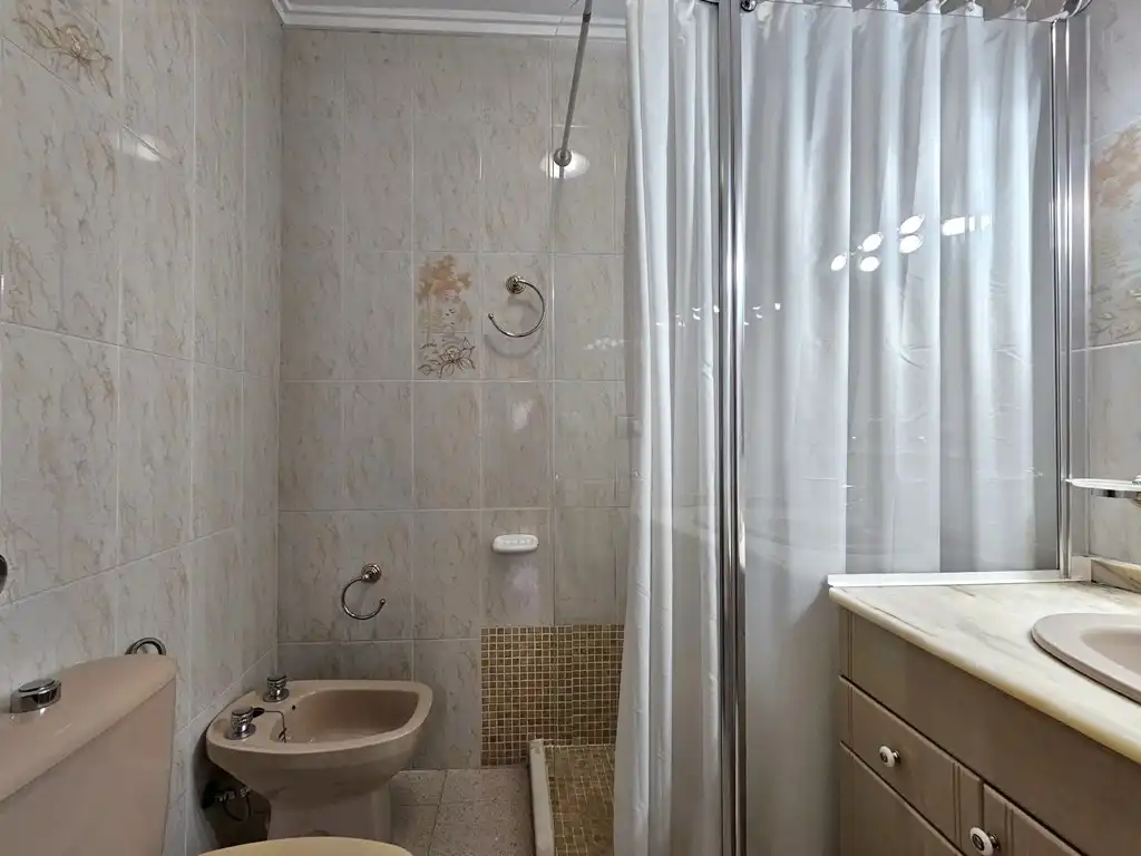 Baño de Piso en venta en L'Eliana con Balcón y Internet