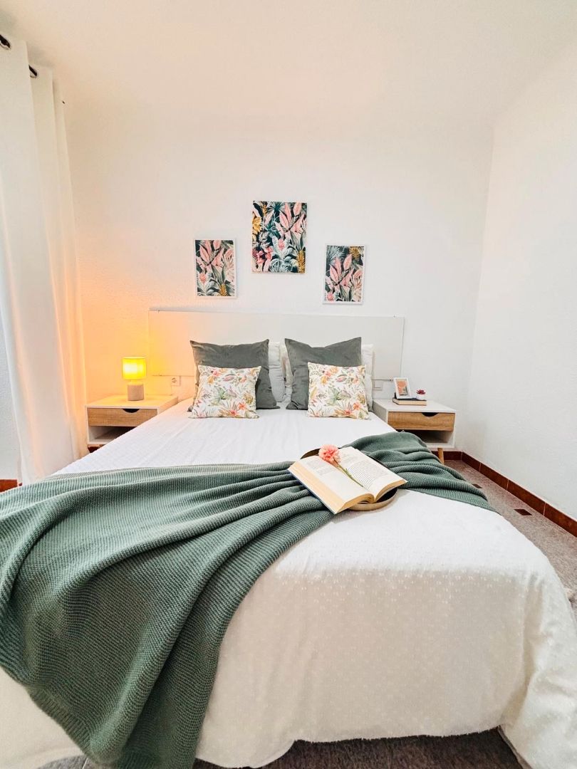 Habitación de Piso de alquiler en Alicante / Alacant con Amueblado, Horno y Lavadora