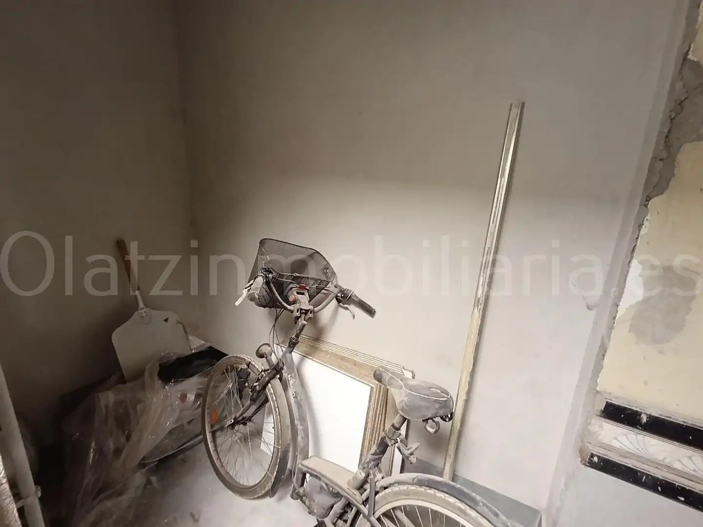 Local comercial en venda a Balmaseda, imagen 5