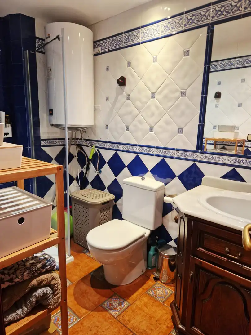Baño de Piso en venta en Avilés con Calefacción, Parquet y Terraza