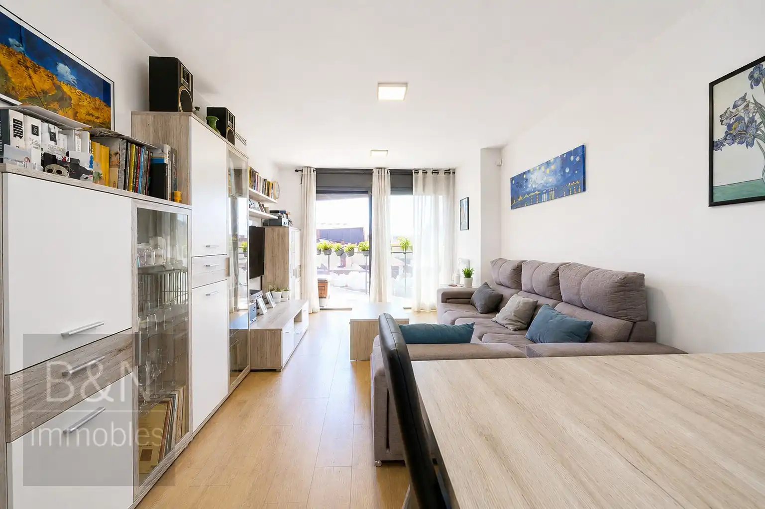 Sala de estar de Dúplex en venta en Terrassa con Aire acondicionado, Calefacción y Terraza