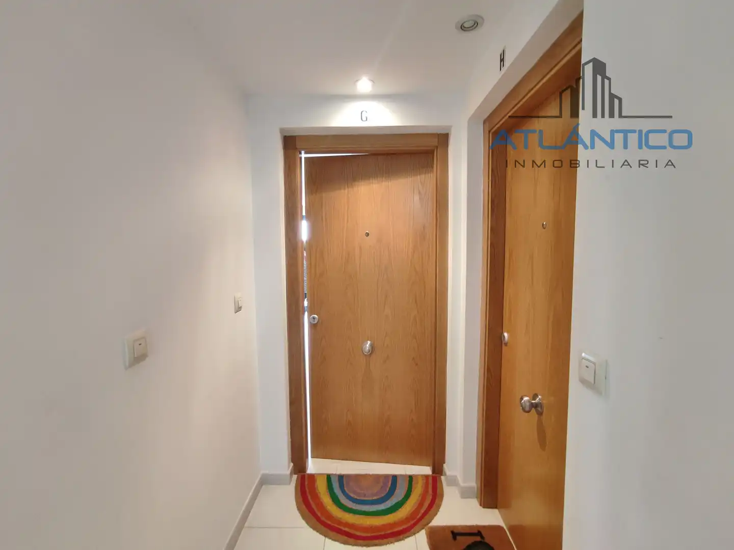 Wohnung zur Miete in Avenida de Bértoa, Carballo