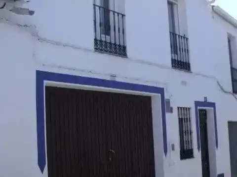 Vista exterior de Pis en venda en Valencia del Ventoso amb Aire condicionat, Traster i Moblat