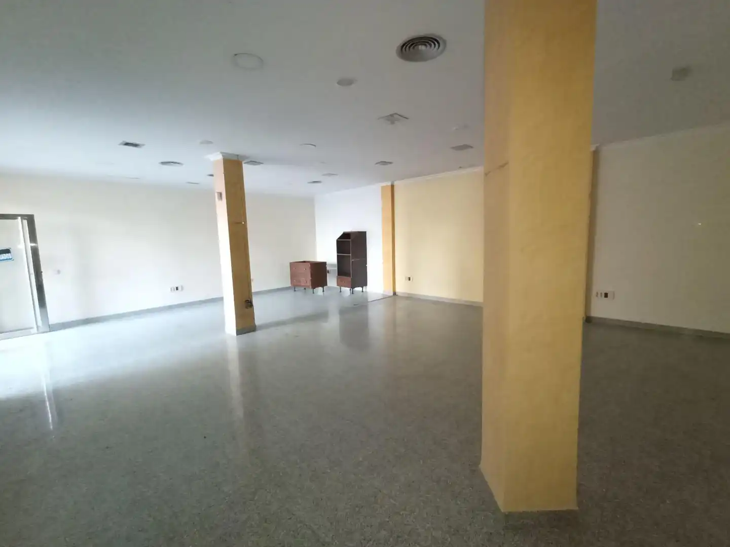 Local comercial en venda a El Ejido Ciudad, imagen 3