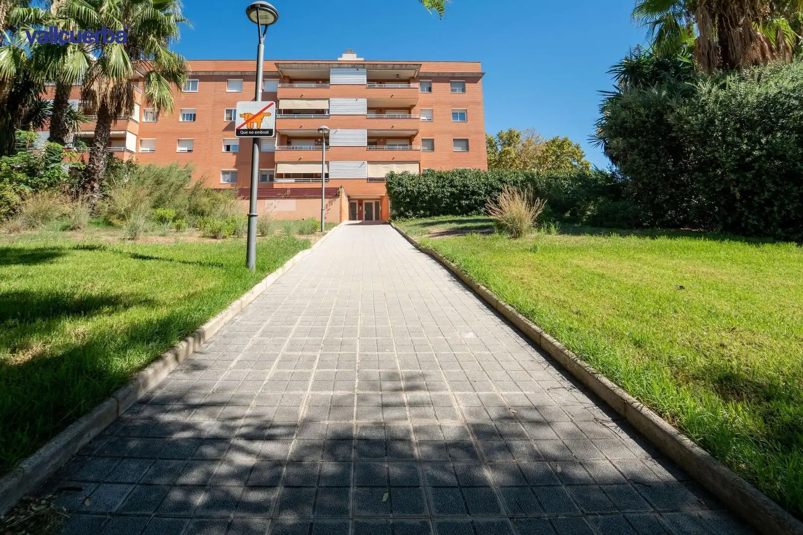 Bajo con jardín en venta en GIRONA, imagen 35