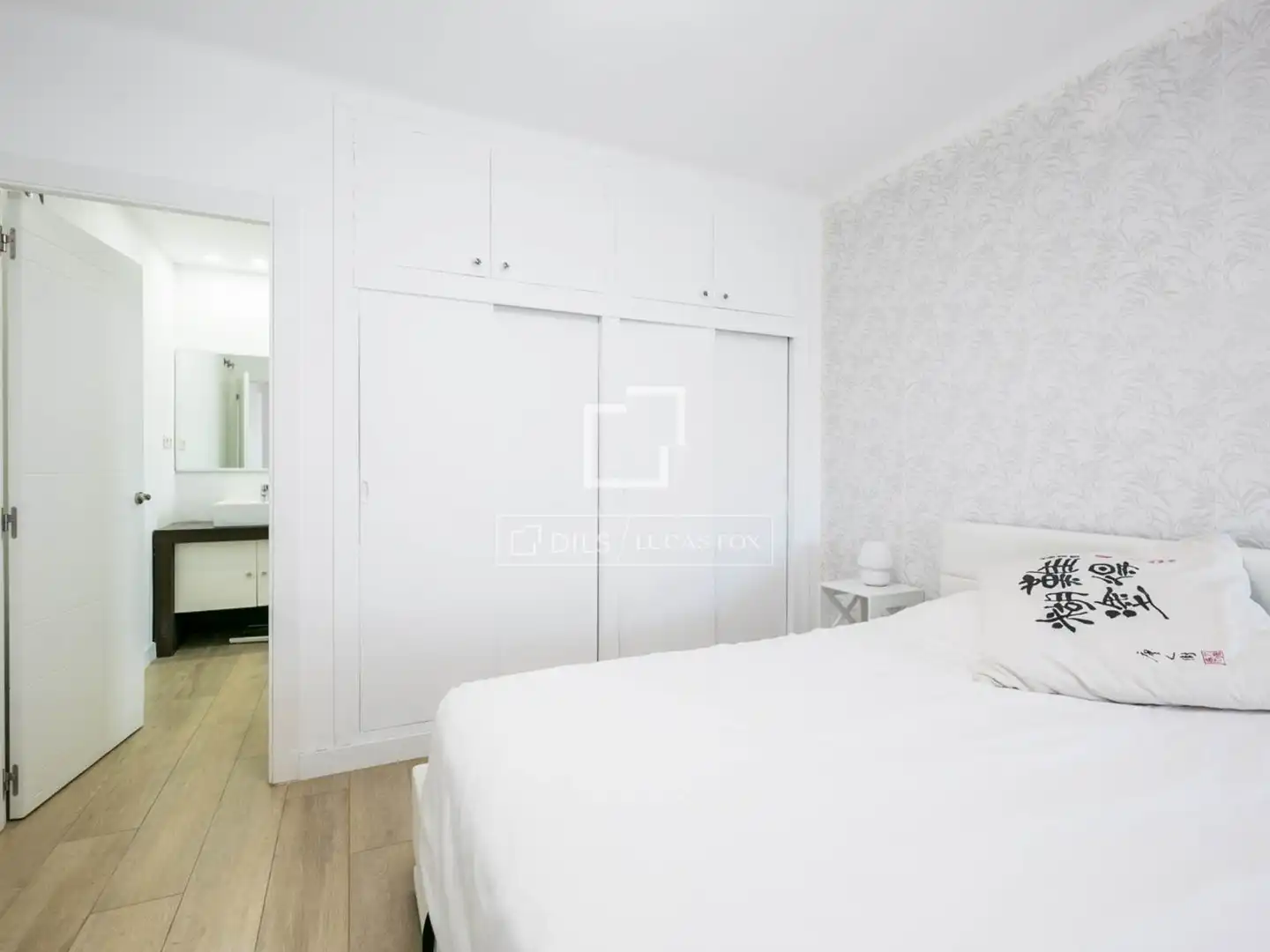 Bedroom of Houses for sale in Castelldefels  with Air Conditioner, Private garden and Terrace