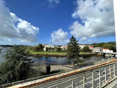 Vista exterior de Casa o xalet en venda en Neda amb Terrassa