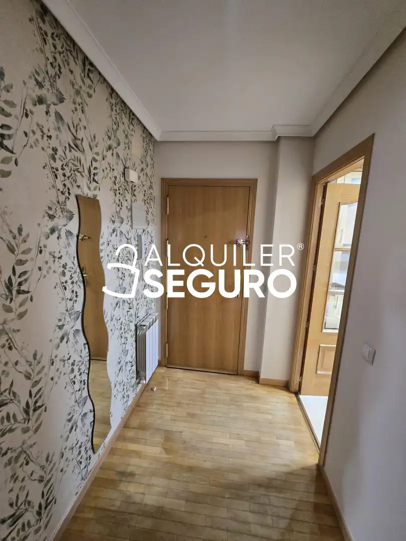 Flat for rent in Alcalá de Henares  with Air Conditioner, Heating and Terrace
