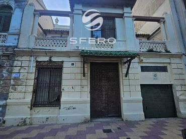 Local comercial en venda a Plaça Constitució, 3