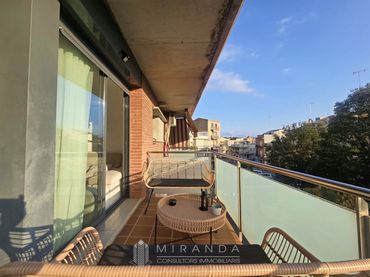 Penthouse with balcony for sale in Canovelles