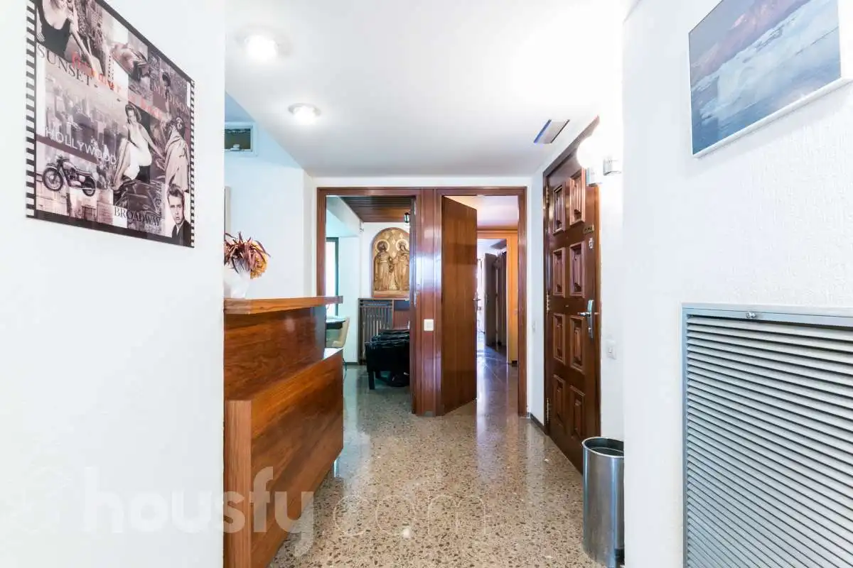 Piso en venta en Passeig del Comte d'Ègara, Barri del Centre